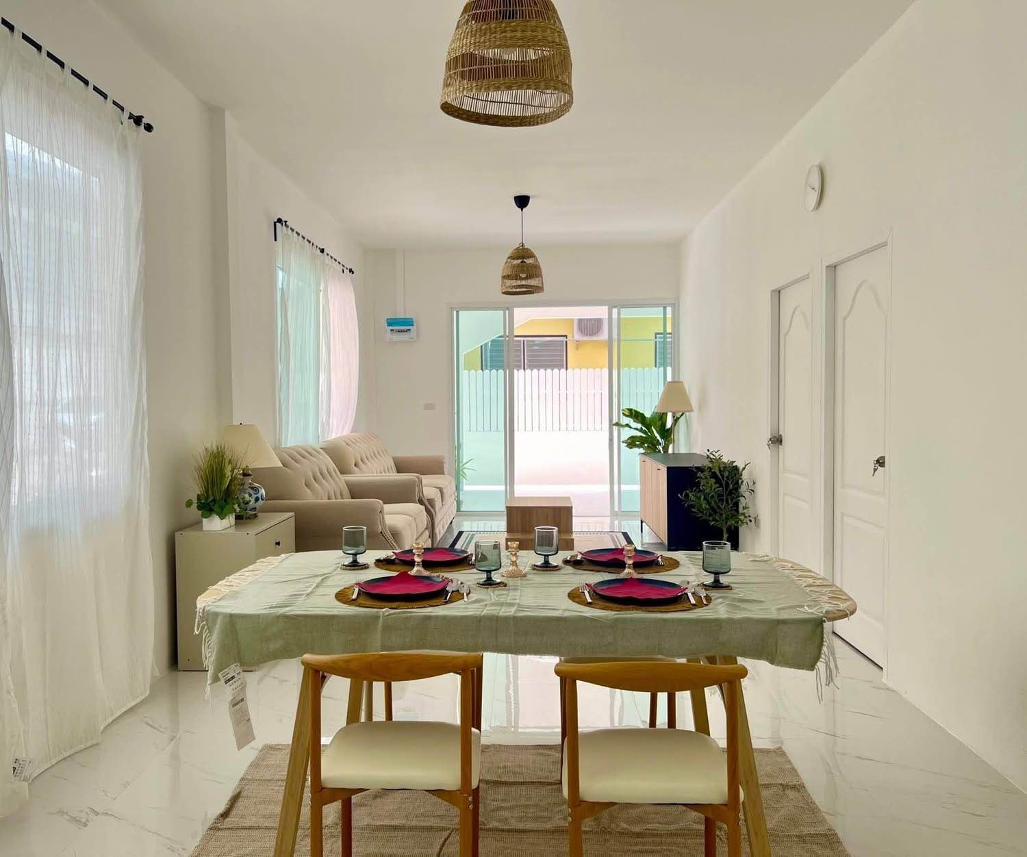 3 Bedroom House for rent in Na Kluea