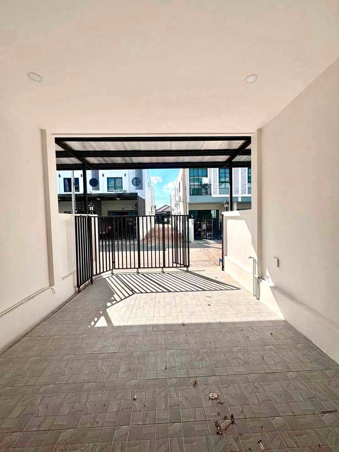 2 Bedroom House for rent at Rattanakorn 17