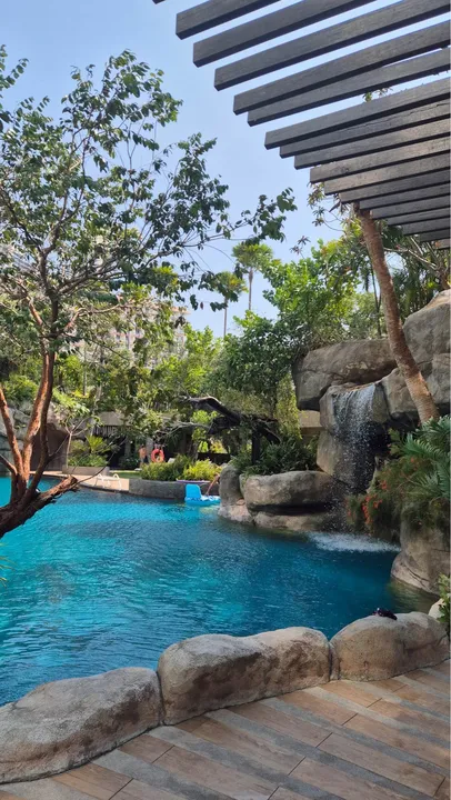 2 Bedroom Condo for rent at Riviera Wongamat