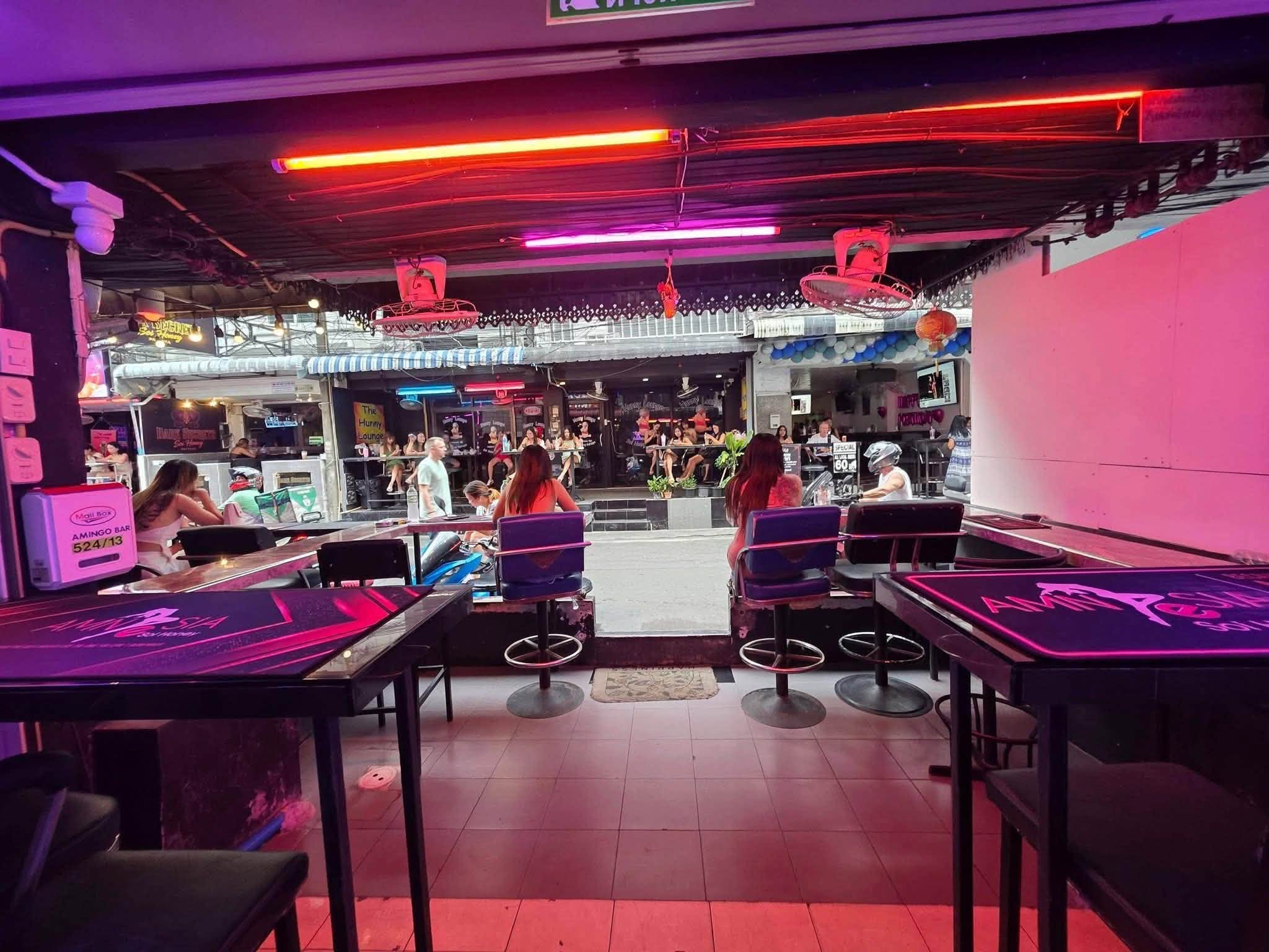 Commercial for sale in Soi Buakhao
