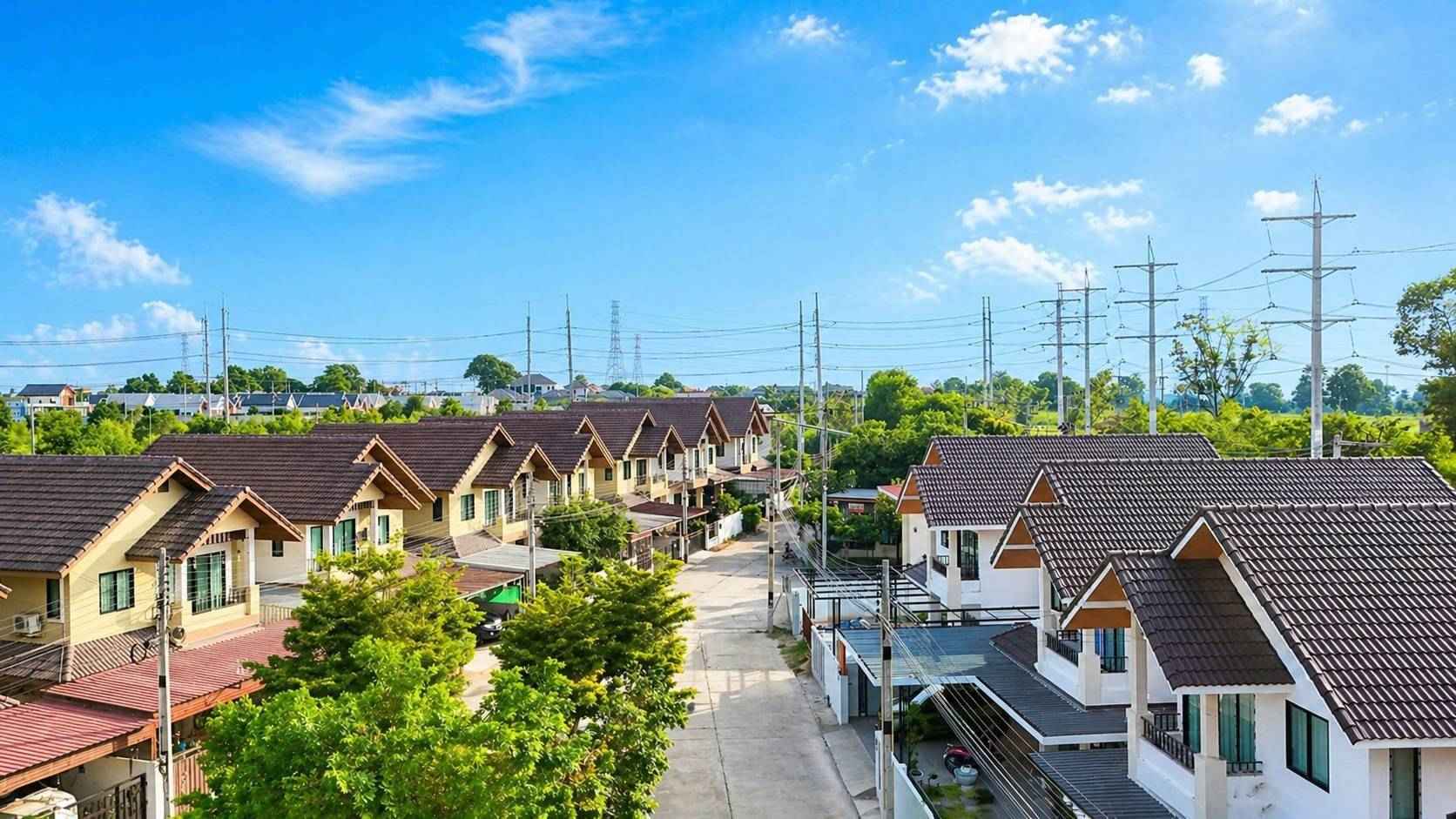 3 Bedroom House for sale at Baansamthaweel 2
