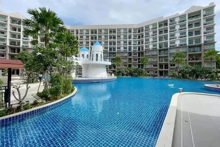 Condo for sale at Acadia Beach Continental