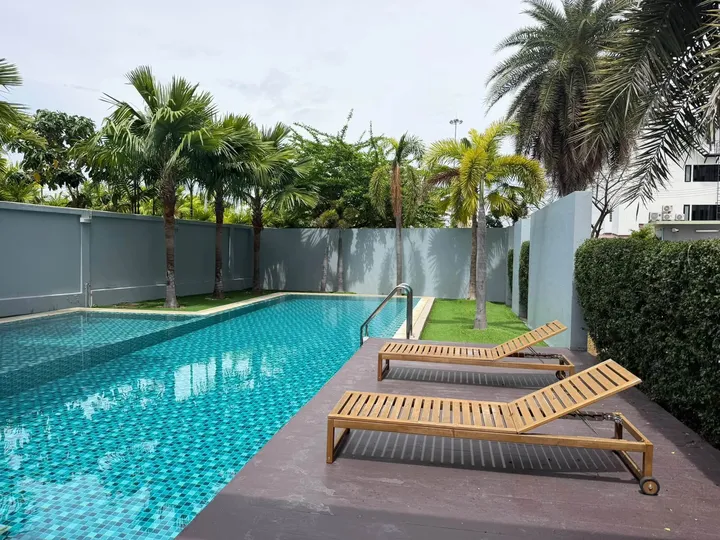 1 Bedroom Condo for rent at The Green