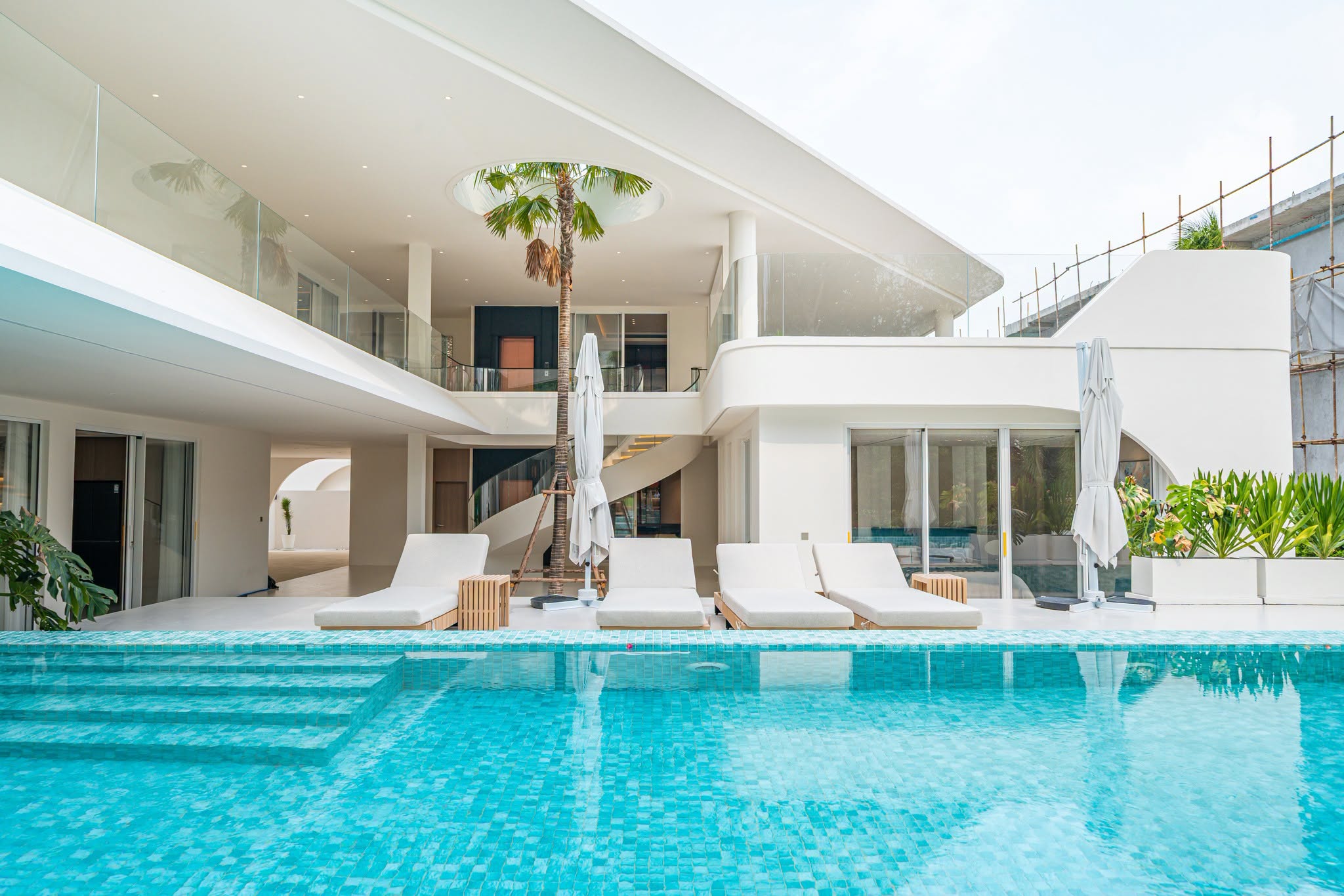7 Bedroom Villa for sale at Big V