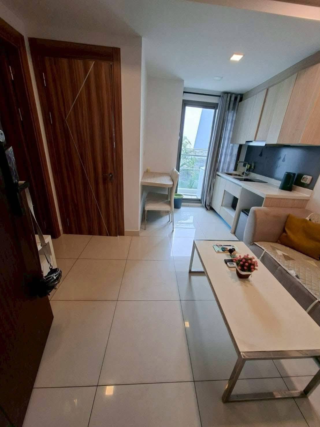 1 Bedroom Condo for rent at Arcadia Beach Resort