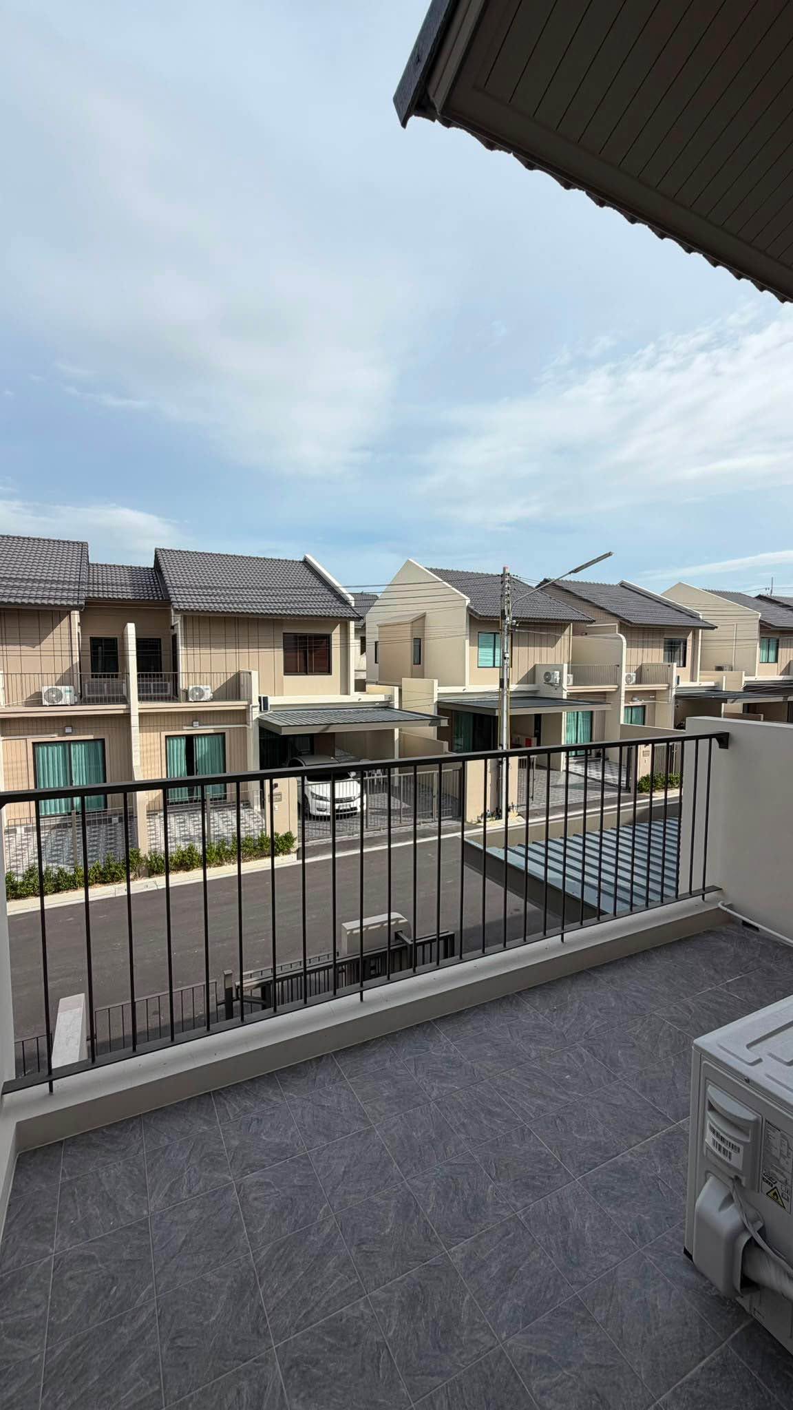 4 Bedroom House for rent at Engel Hous Village