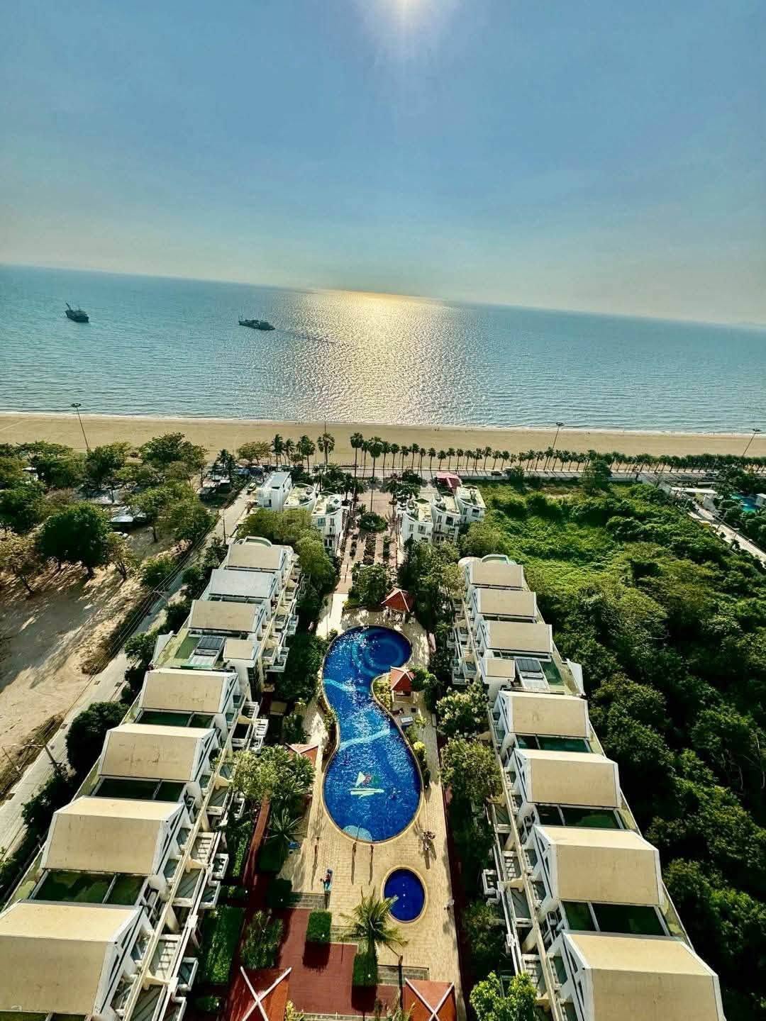 1 Bedroom Condo for sale at Metro Jomtien Condotel