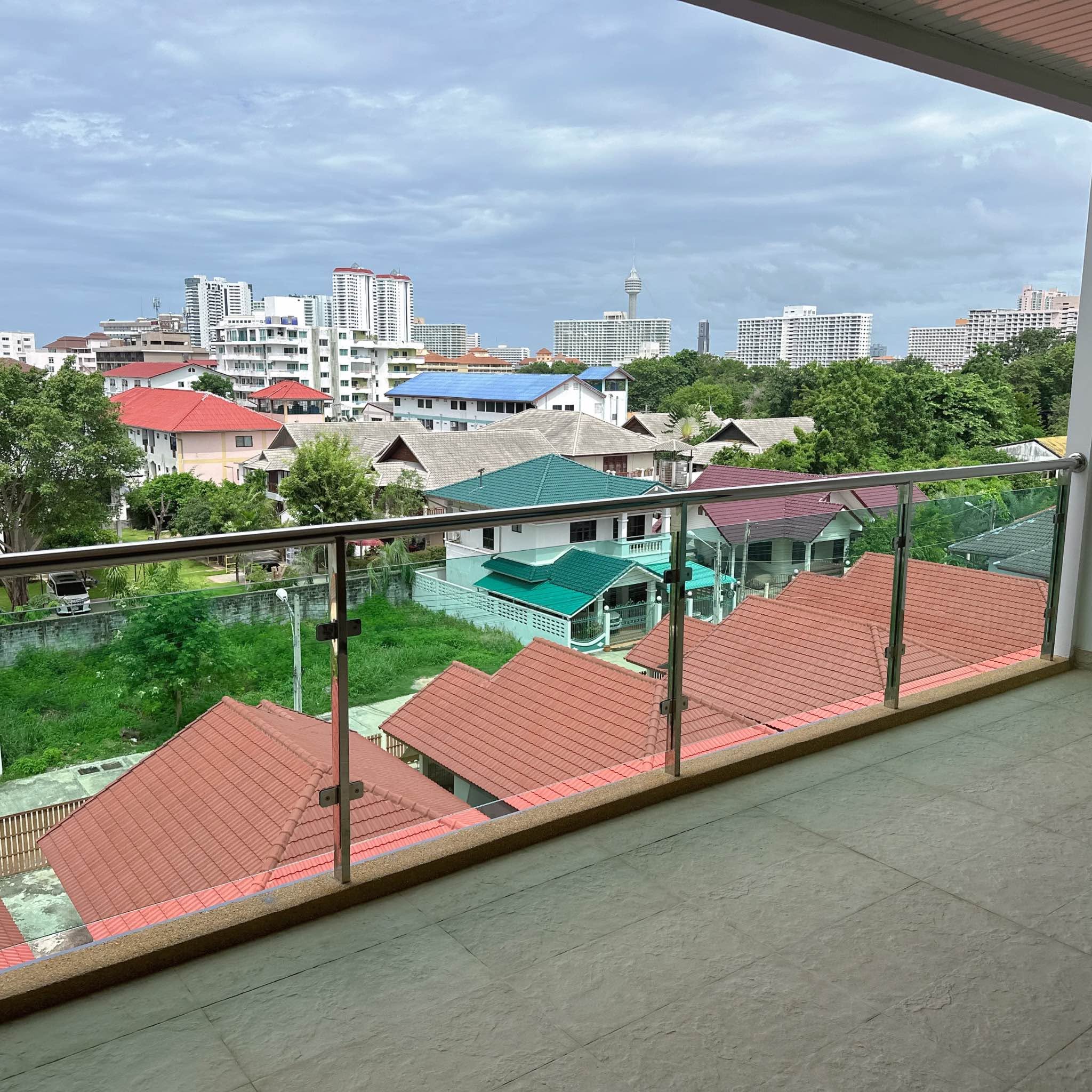 2 Bedroom Condo for rent at Gardenia Pattaya