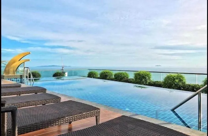 2 Bedroom Apartment for rent at The Peak Towers