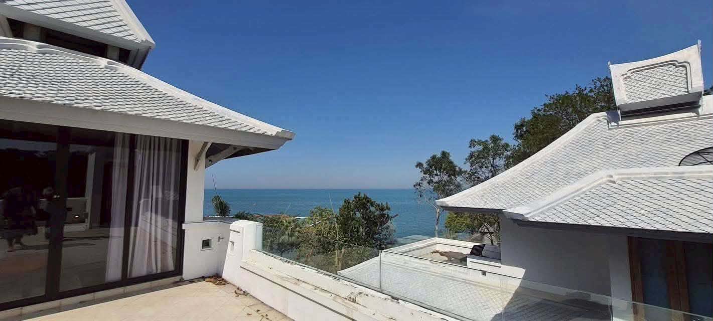 5 Bedroom House for rent in Wongamat