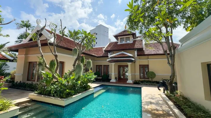 Photo from a listing at View Talay Marina