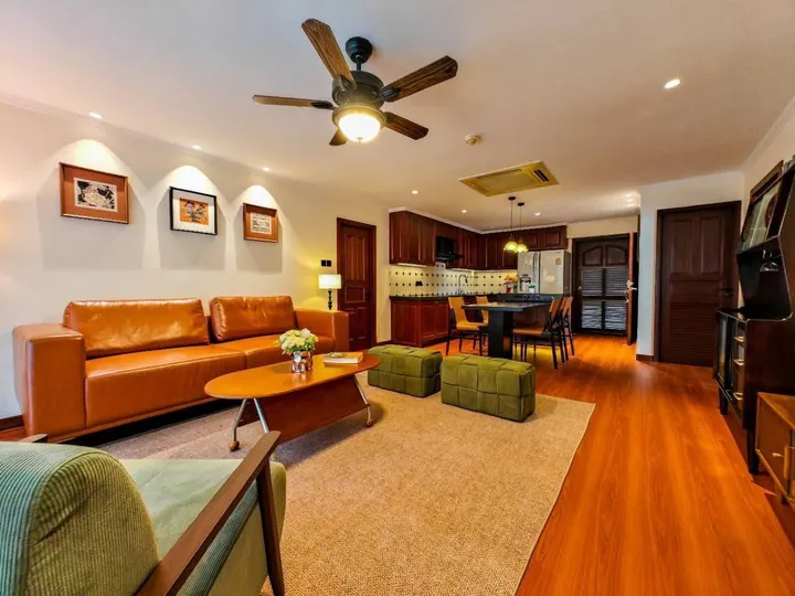 3 Bedroom Condo for sale at Jomtien Plaza Condotel