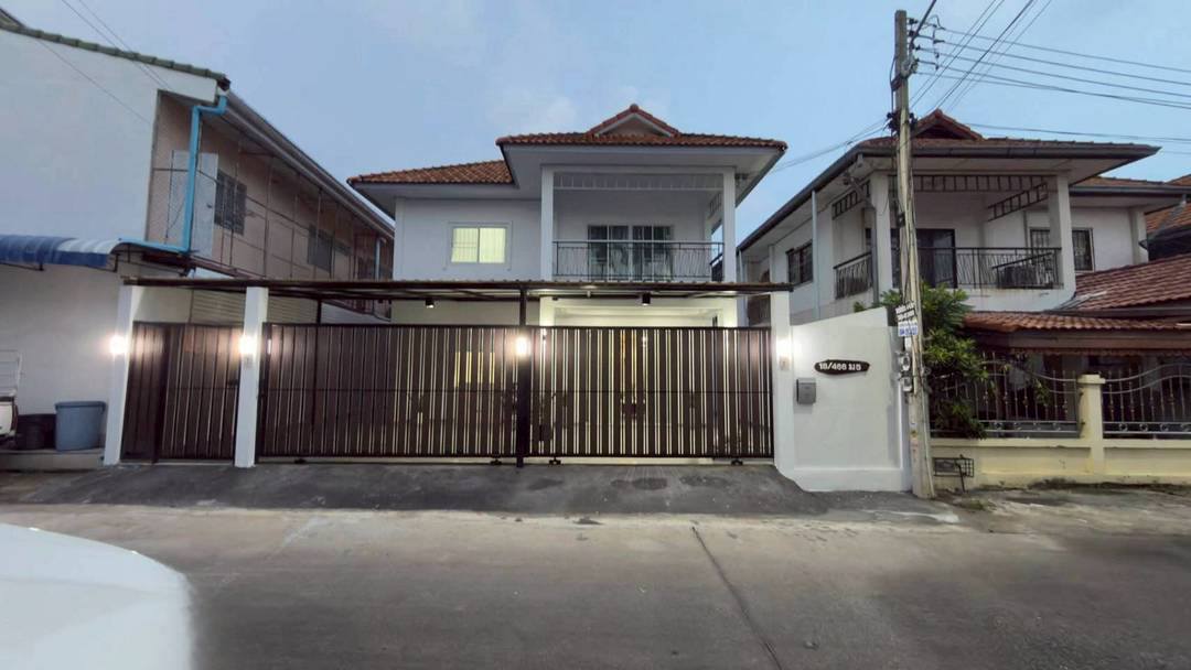 4 Bedroom House for sale in Noen Plub Wan