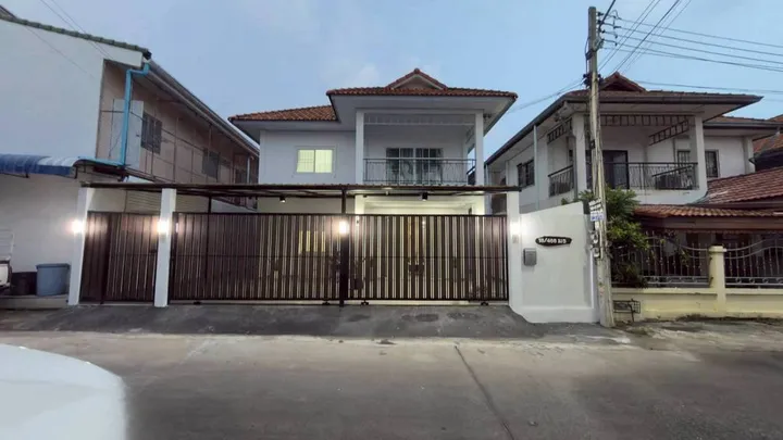 4 Bedroom House for sale in Noen Plub Wan
