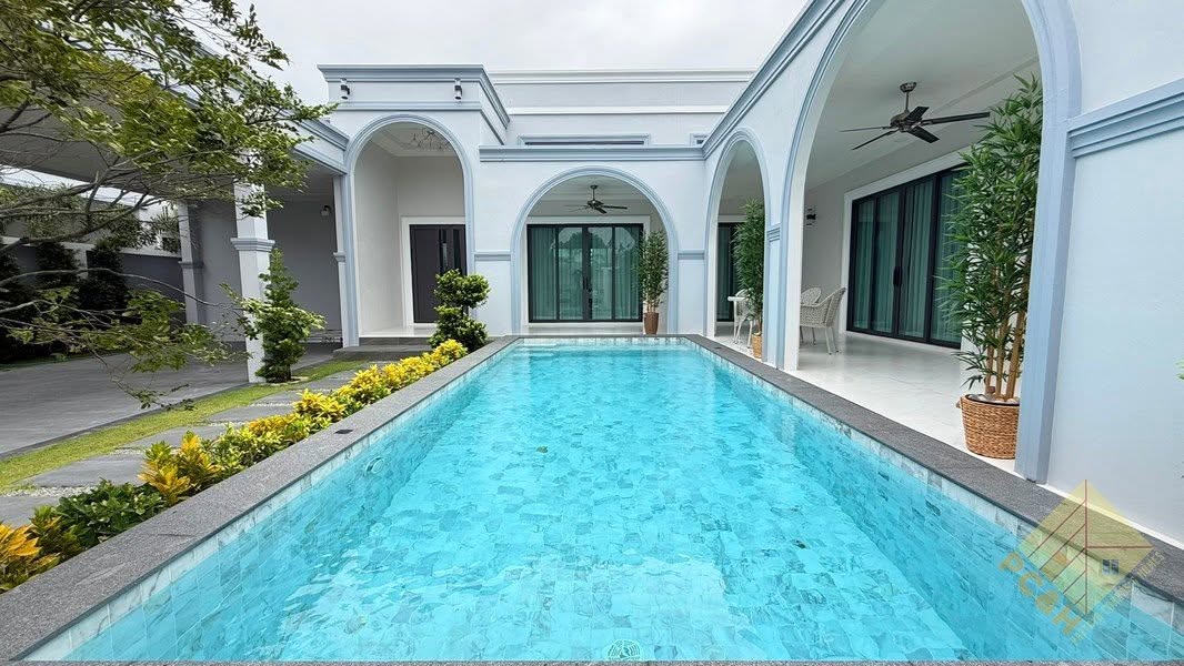 4 Bedroom House for sale in Siam Country Club