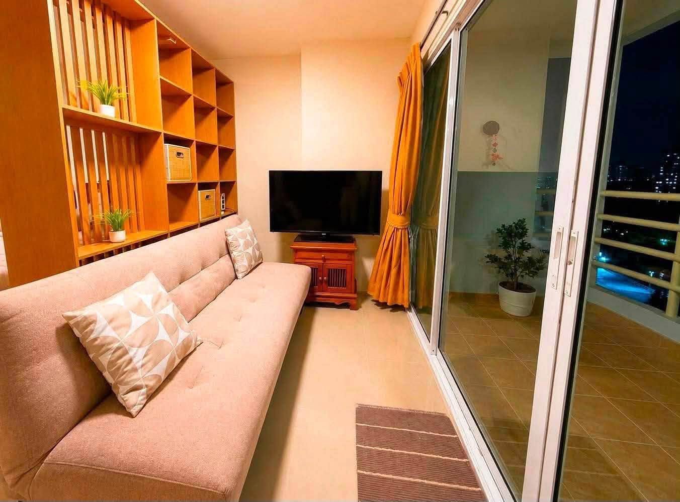 1 Bedroom Condo for sale at View Talay 5