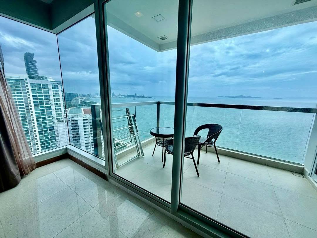2 Bedroom Condo for rent at The Palm Wongamat