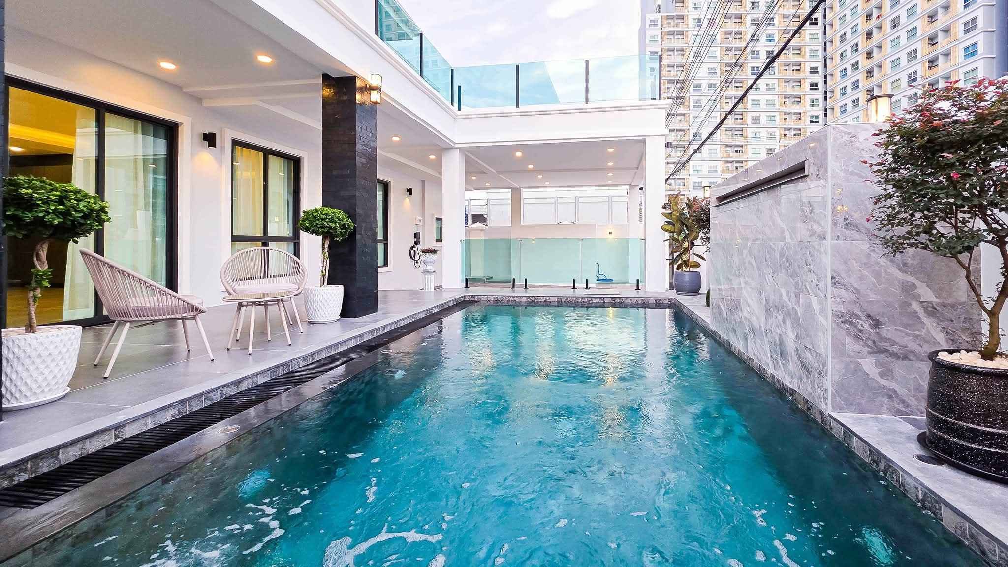 4 Bedroom Villa for sale in South Pattaya