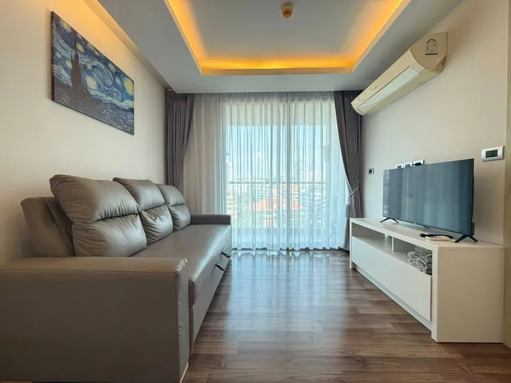 1 Bedroom Condo for rent at The Peak Towers