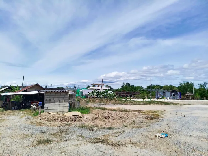 Land for sale in Huai Yai