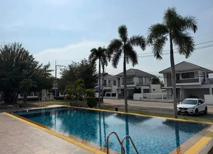 3 Bedroom House for sale at Uraiwan Grand View