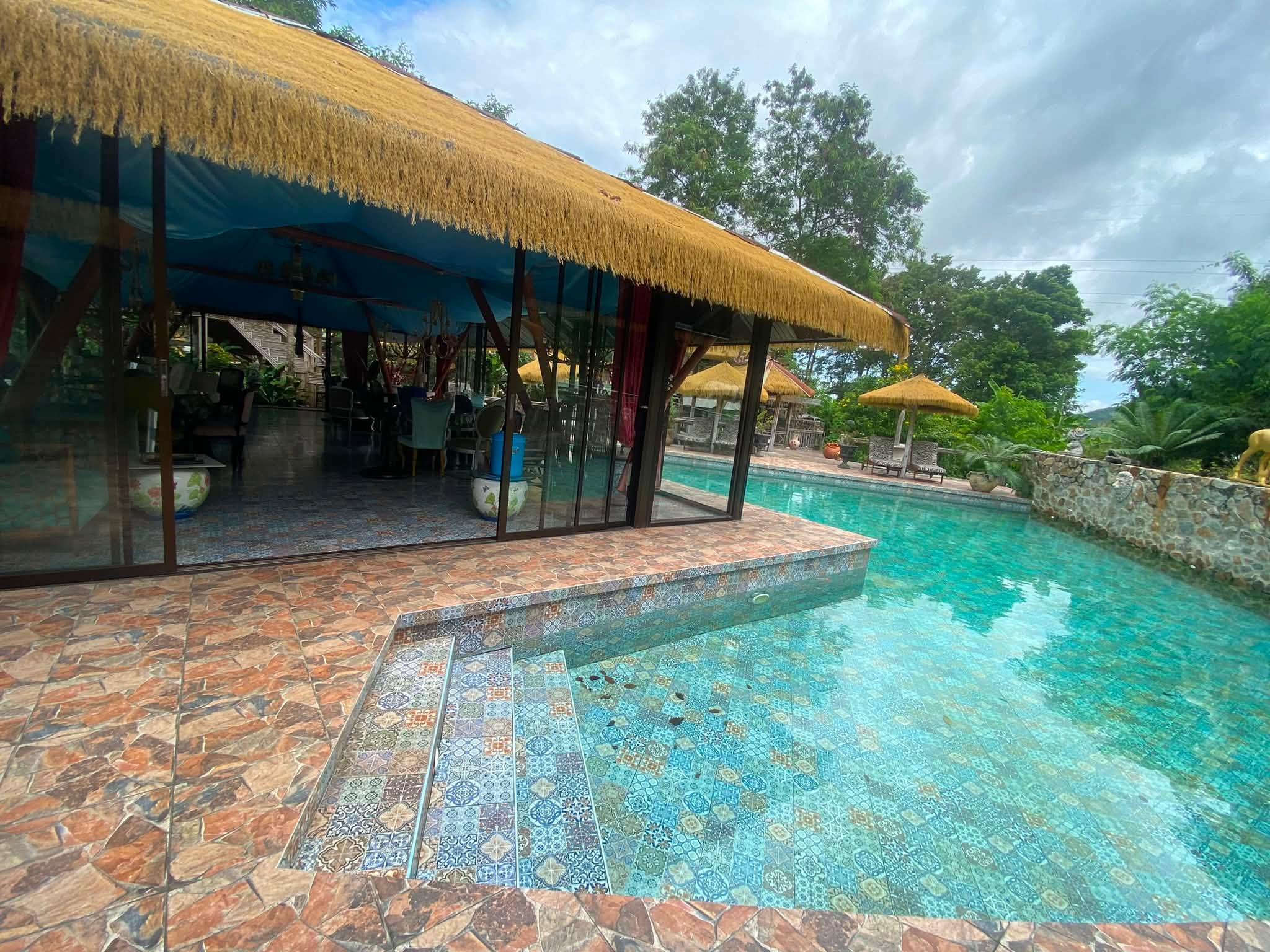Commercial for rent in Bang Saray