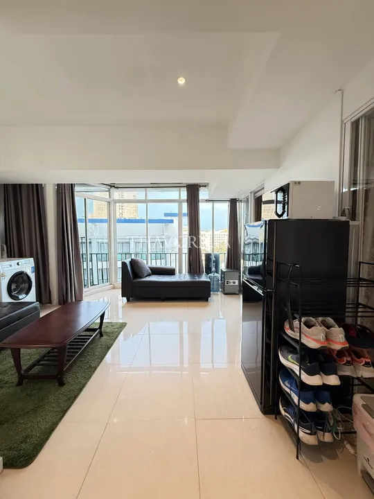 Photo from a listing at Sombat Condo View