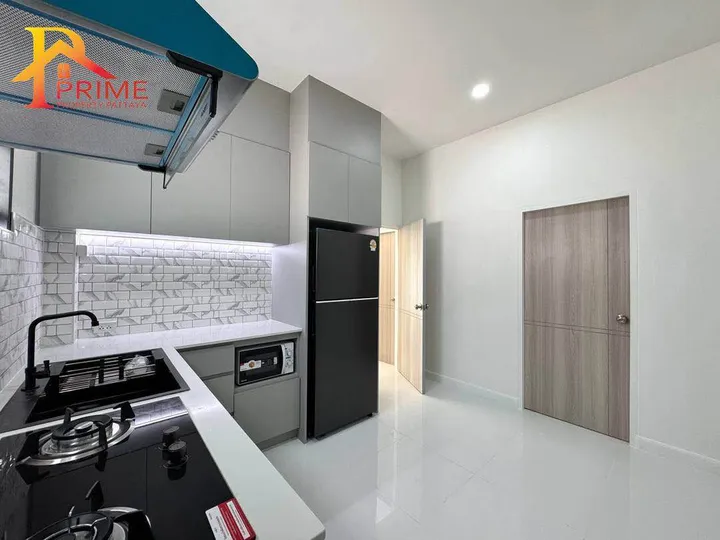 3 Bedroom House for sale in South Pattaya