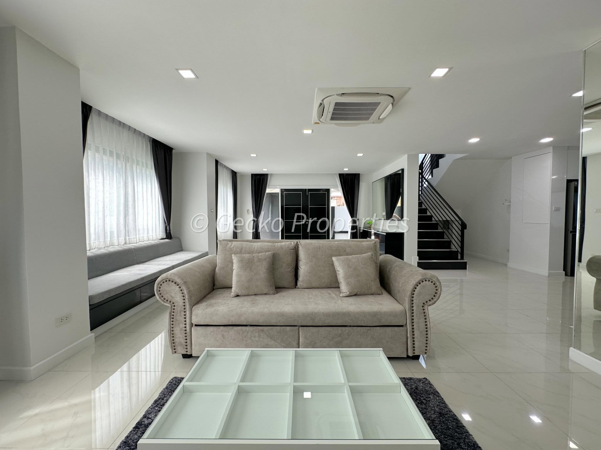 3 Bedroom House for rent at Wonderland 2