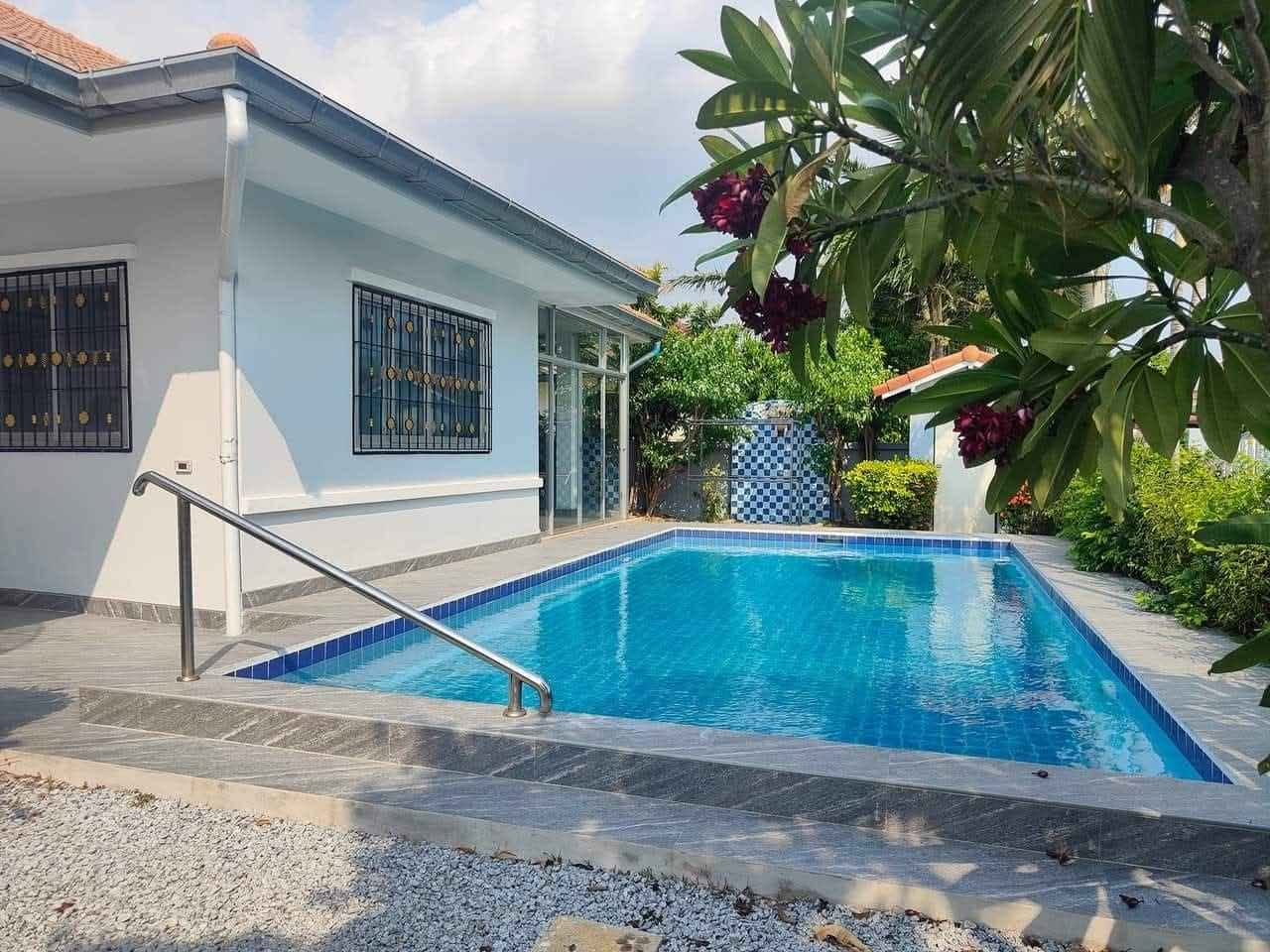 3 Bedroom House for rent at Tropical Village