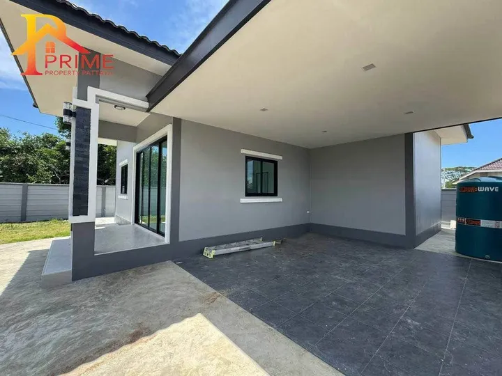 3 Bedroom House for sale in Bang Lamung