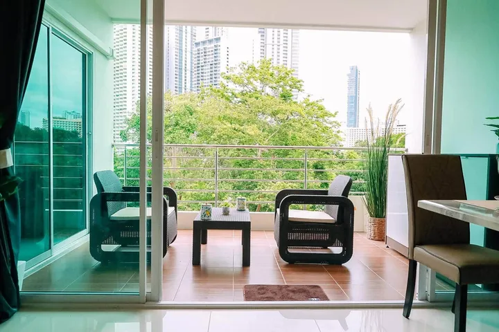 2 Bedroom Condo for sale at Wongamat Privacy Resort & Residence