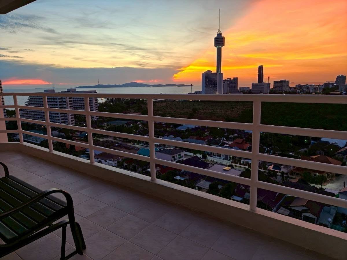 2 Bedroom Condo for sale at View Talay 5