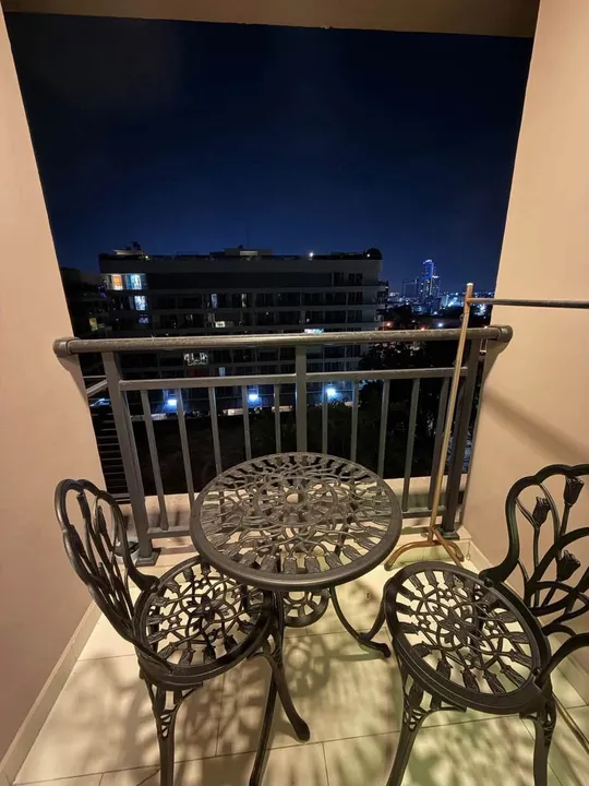 Condo for rent at Arcadia Center Suites