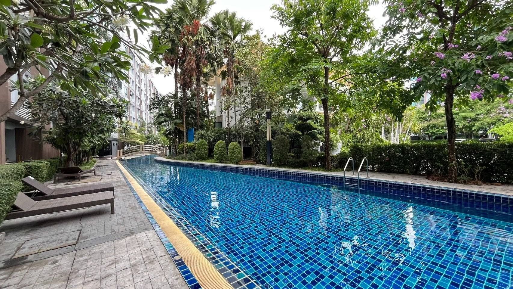 2 Bedroom Condo for sale at Dusit Grand Park