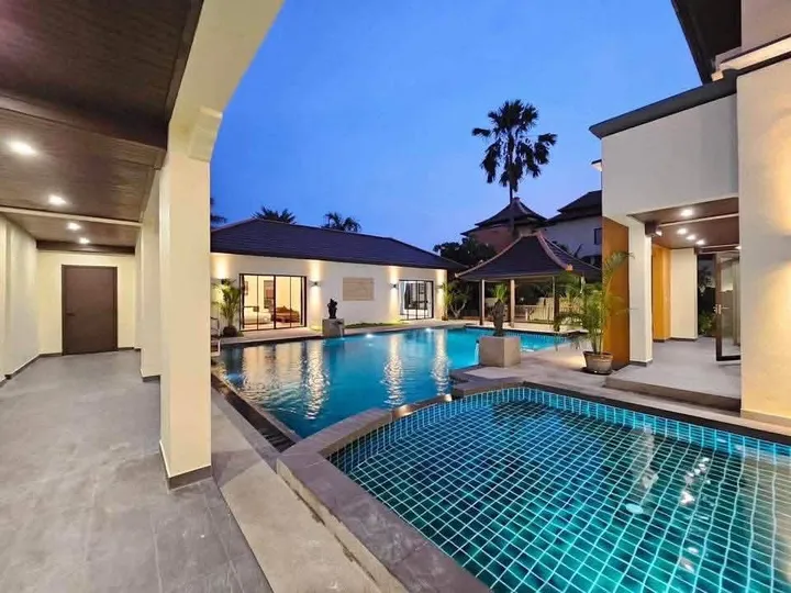 6 Bedroom Villa for rent at Phutara Villa