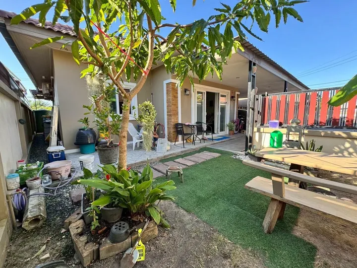 3 Bedroom House for sale in Rong Po