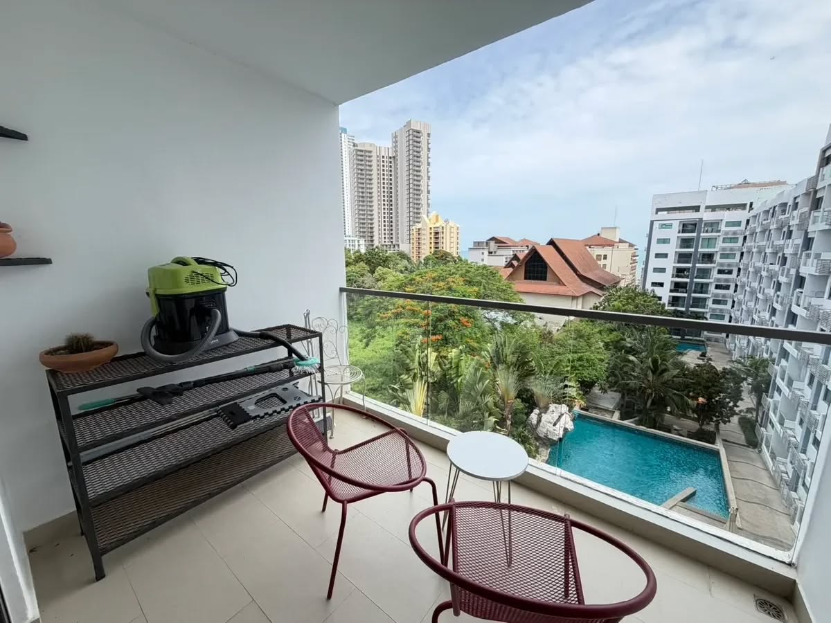 2 Bedroom Condo for sale at Club Royal