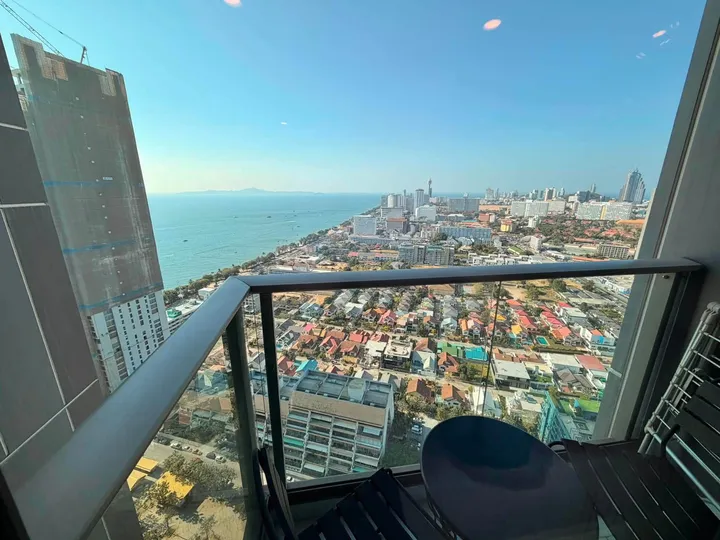 1 Bedroom Condo for rent at Copacabana