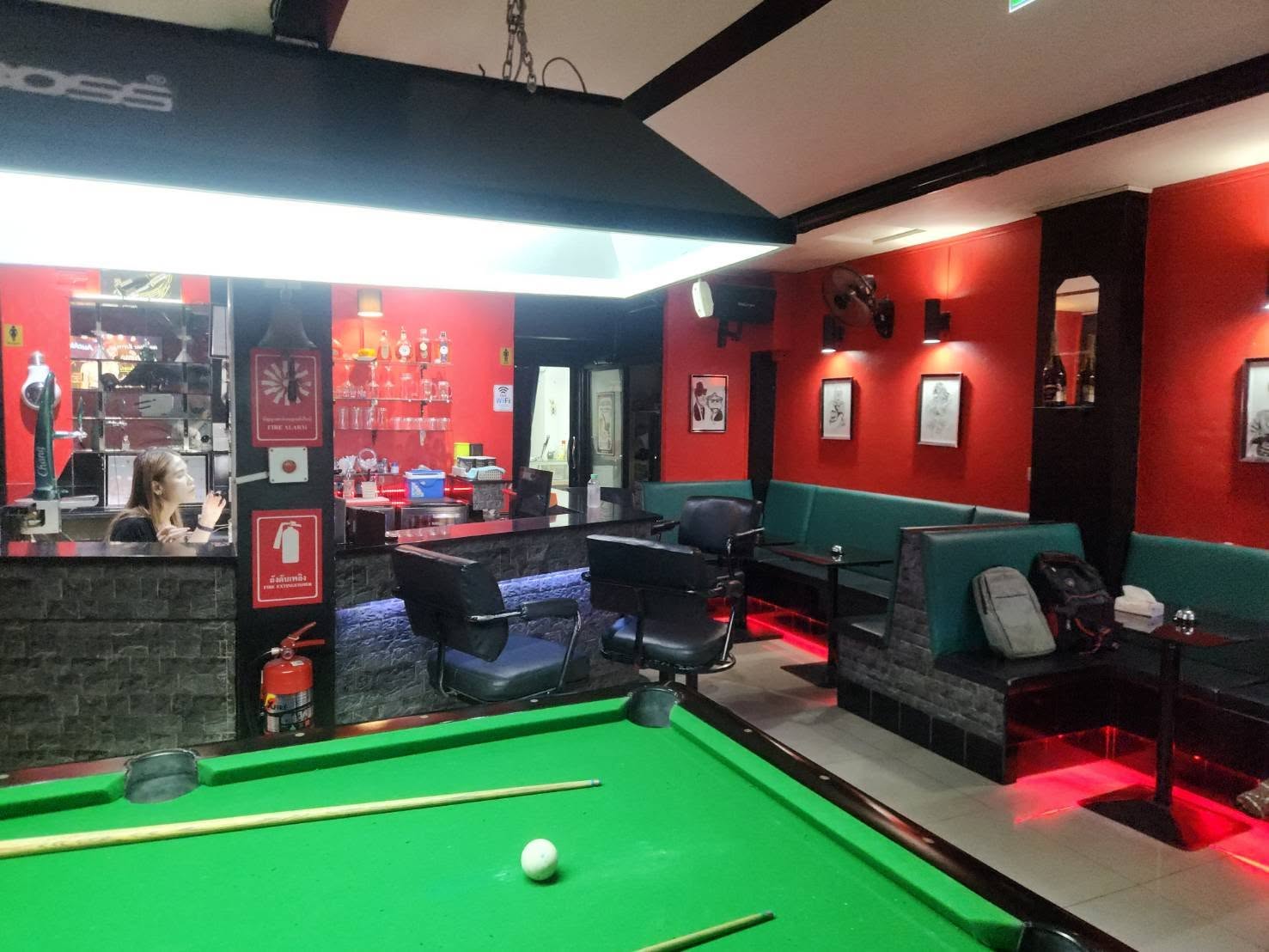 Commercial for sale in Soi Buakhao