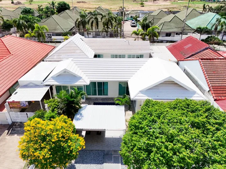 3 Bedroom House for sale at Siam Exclusive
