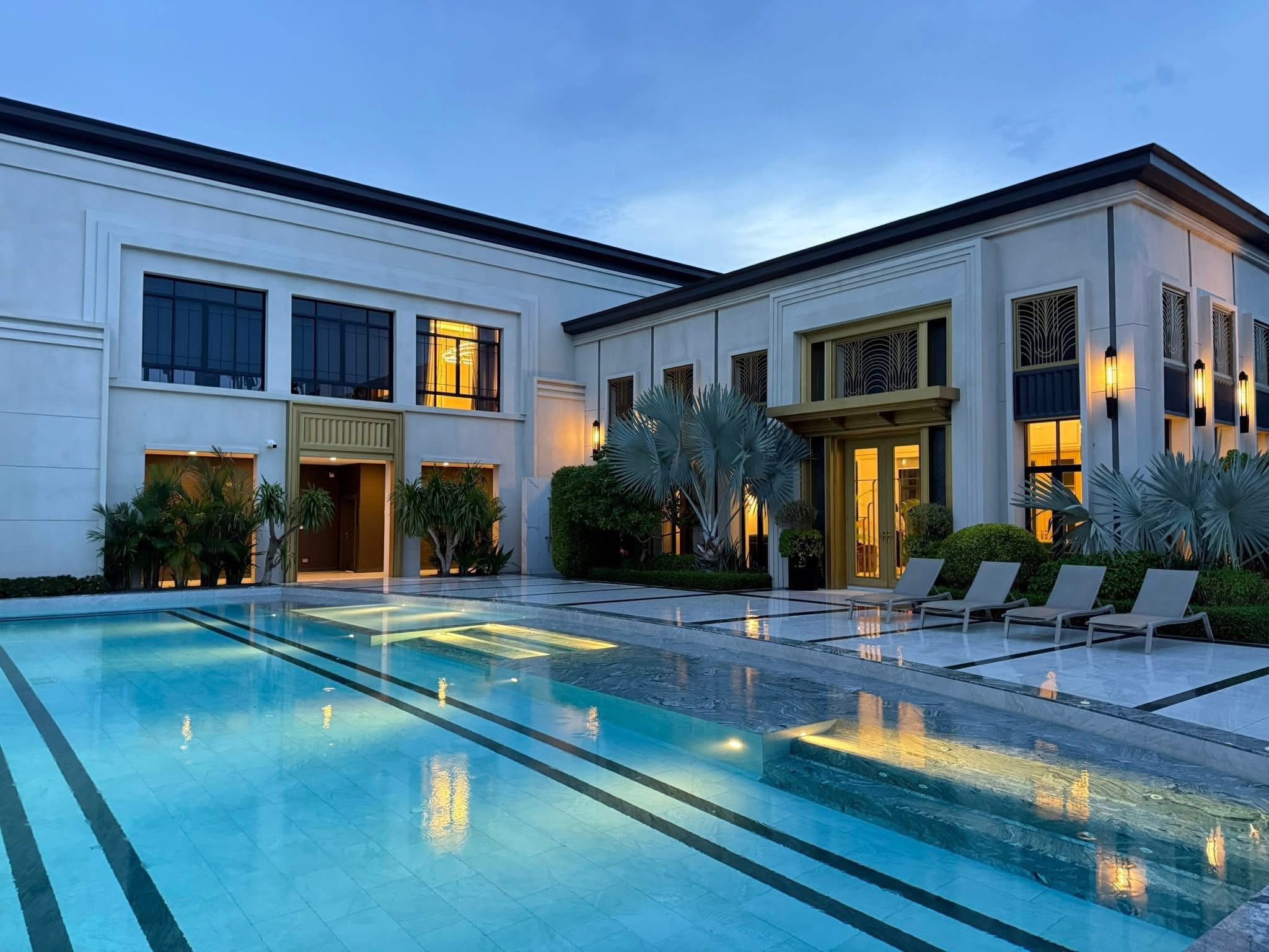 5 Bedroom House for sale at Settasiri Wongwaen Chatuchot