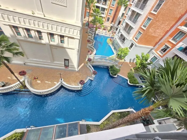 1 Bedroom Condo for sale at Espana Condo Resort