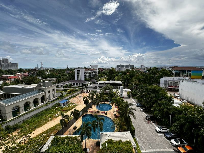 Studio for sale at AD Hyatt