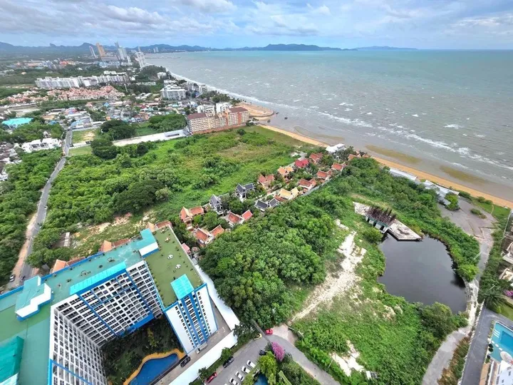 Photo from a listing at The Riviera Monaco