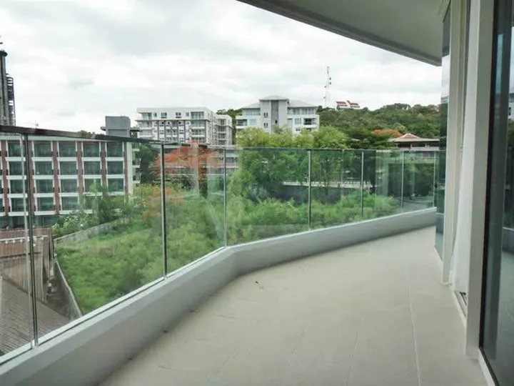 Photo from a listing at The Cliff