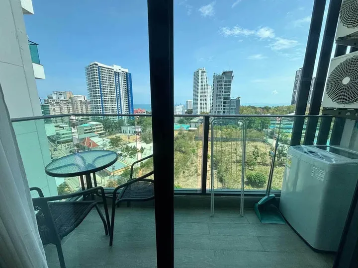 Photo from a listing at The Jewel