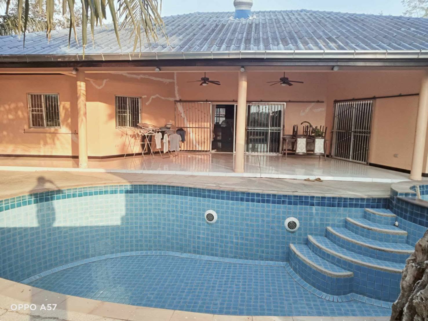 3 Bedroom House for sale in Chak Nok