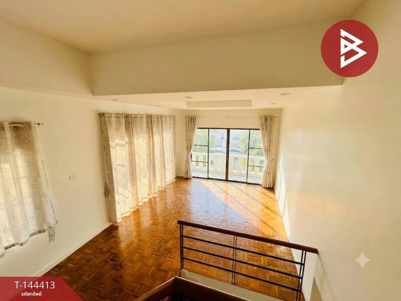 3 Bedroom House for rent at Country Park 2