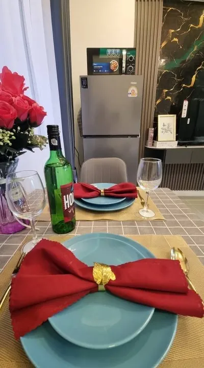 Photo from a listing at 9 Karat